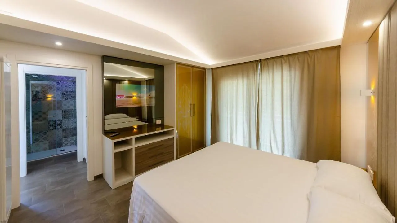 Calanica Boutique Apartments تْشيفالو إيطاليا