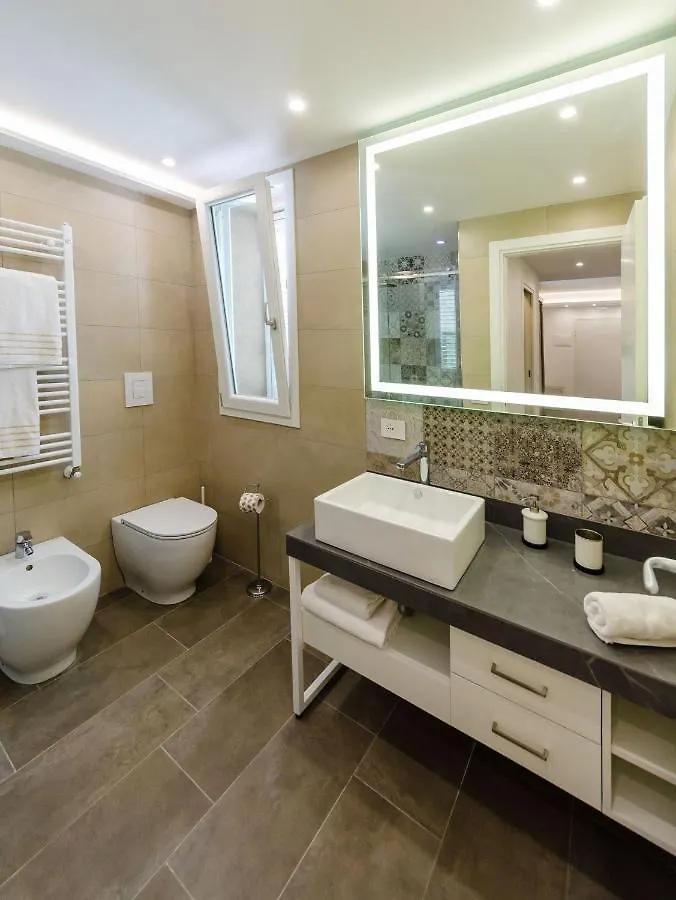 Calanica Boutique Apartments تْشيفالو 0*,
